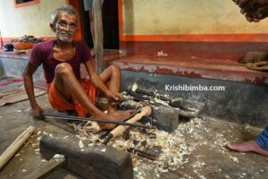 ಕಡೆಗೋಲು ಇವರಿಗೆ ಸ್ವಾವಲಂಬನೆಯ ಊರುಗೋಲು! ಗ್ರಾಮೀಣ ಭಾಗದ ಹಿರಿಯ ಶ್ರಮಜೀವಿಯ ಕತೆ